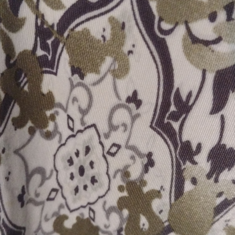 Shirt - Picture 3 of 7
